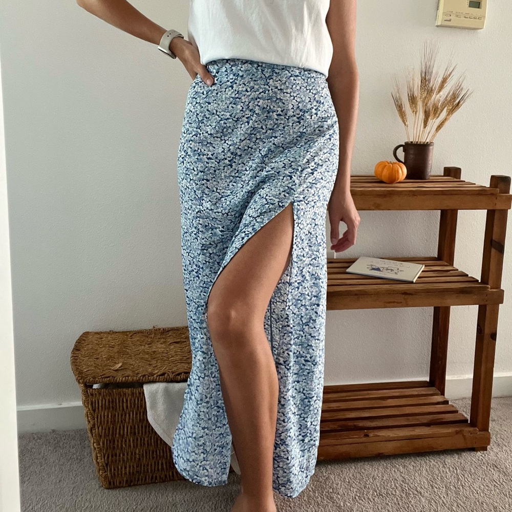 SHEIN Floral Maxi Skirt with Slit